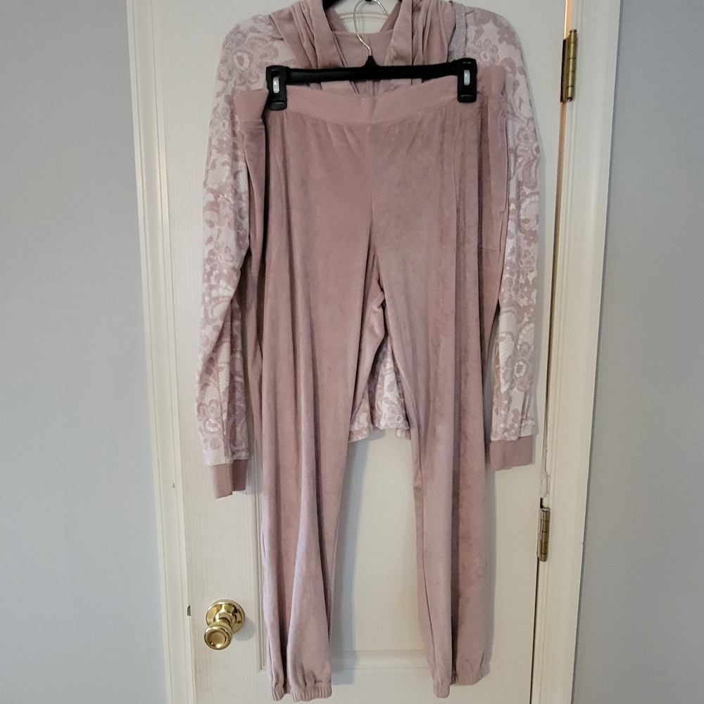 Pink Two piece jogger set - Picture 2 of 2